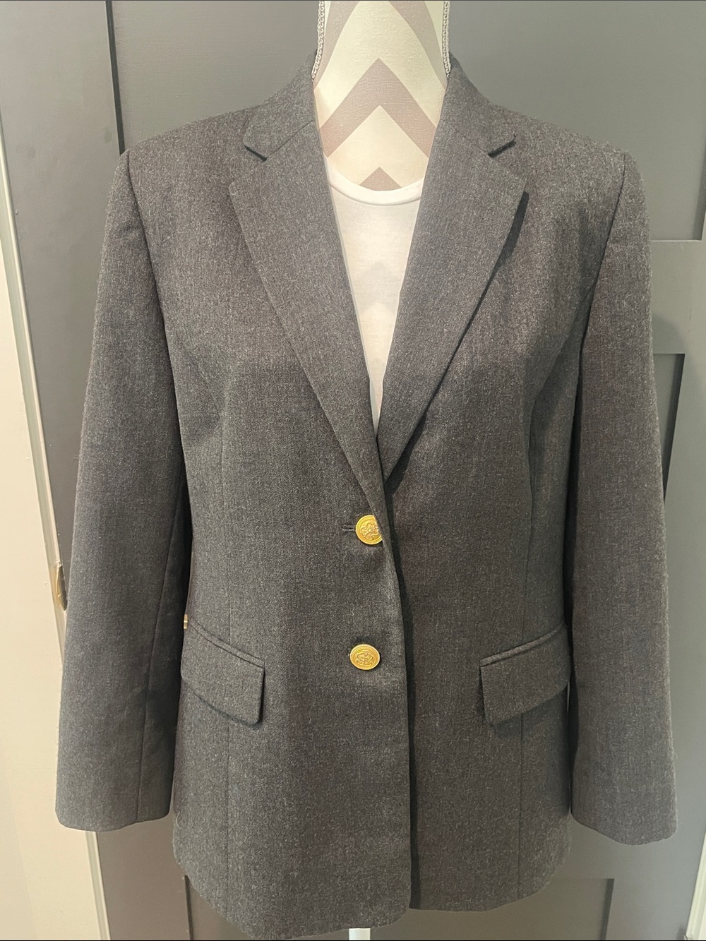 Talbots Luxury Designer Wool Charcoal Gray Blazer with Gold Buttons Size 12P